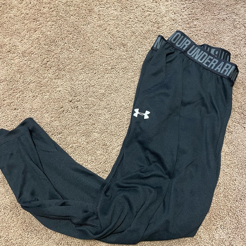 Cropped pants